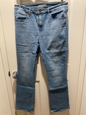 Levi's 725 Light Blue High-Rise Bootcut Jeans